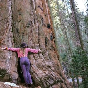 Meet your Posher, Belou